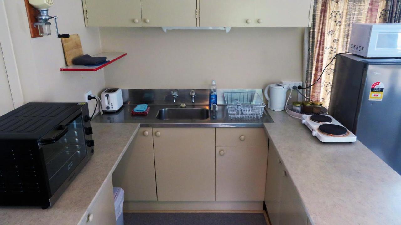 Riverside Accommodation Karangahake Экстерьер фото