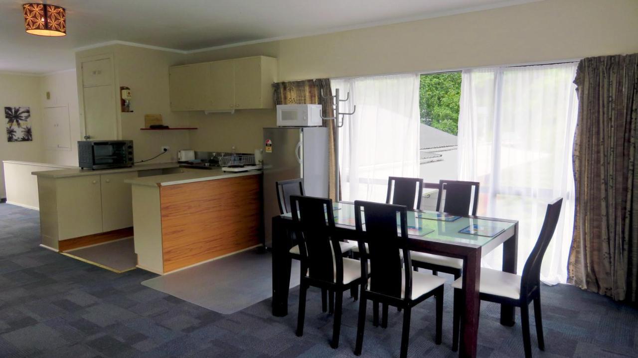 Riverside Accommodation Karangahake Экстерьер фото