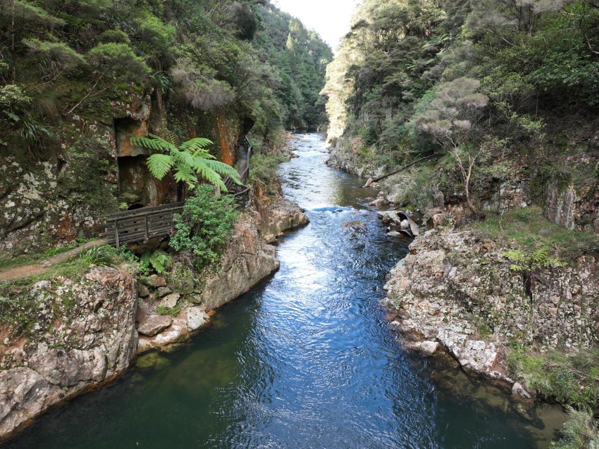 Riverside Accommodation Karangahake Экстерьер фото